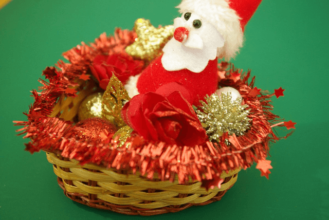 870.02-Panier père Noël 10x10x10 cm