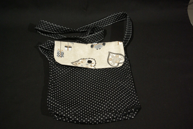 925-Sac bandoulière noir "hibou" L21 x H25 cm